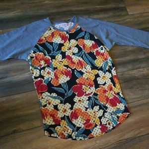 Lularoe size medium top